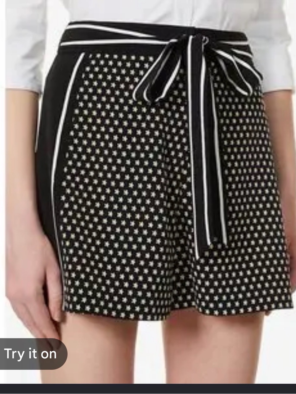 Black and White Flower Print Tie-Waist Short